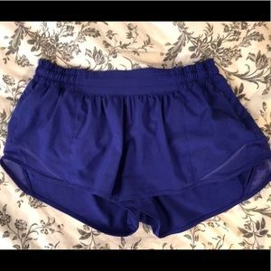 SOLD Lululemon Lazurite Hotty Hot Short